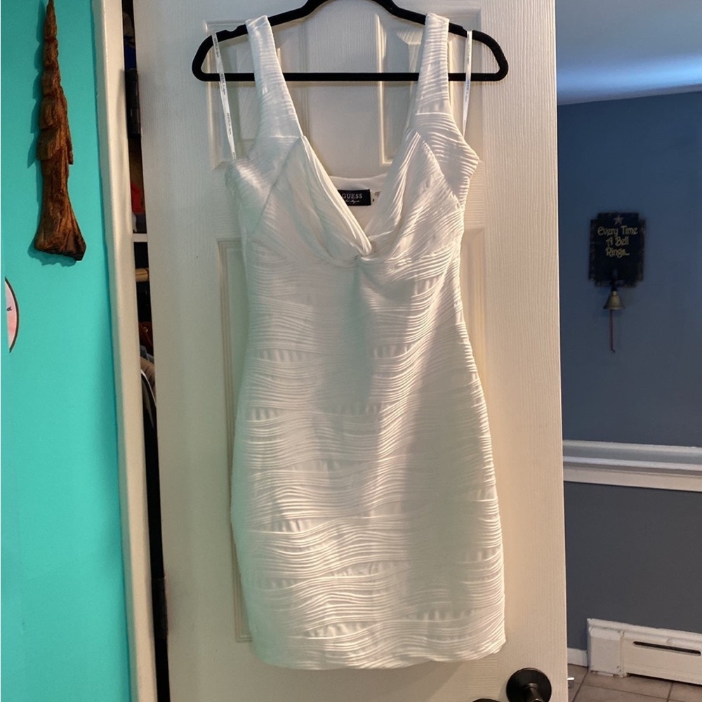 Guess White Bodycon Dress (6)